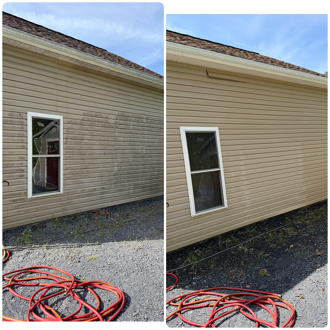House washing, roof washing and deck cleaning in Staunton, Va